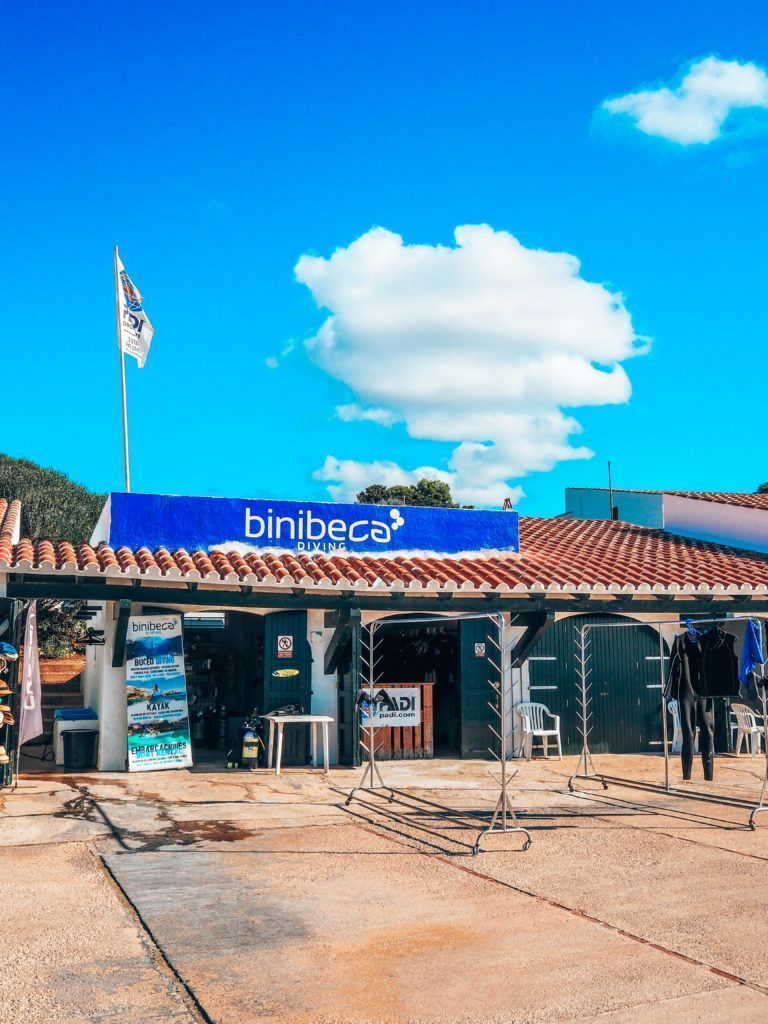 Donde alquilar tu barco sin licencia en Menorca