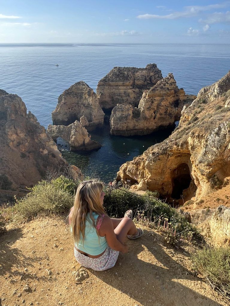 ponta da piedade  las mejores playas del algarve  destinowanderlust 
