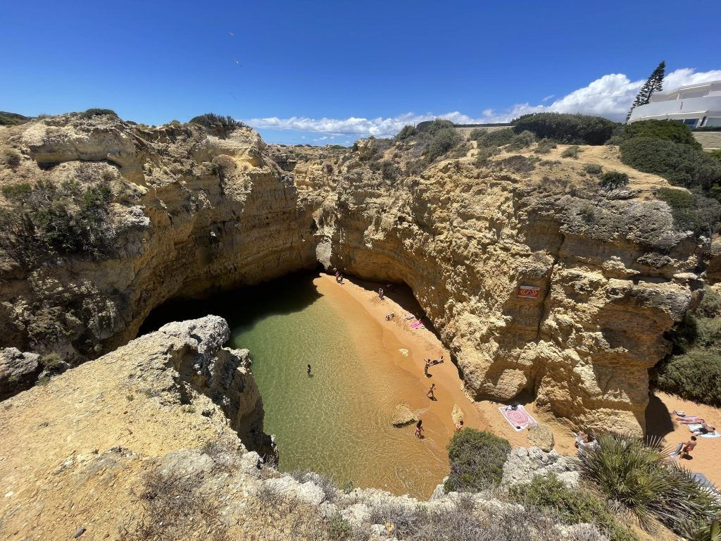 
praia da ninho das andorinhas  Las mejores playas del Algarve